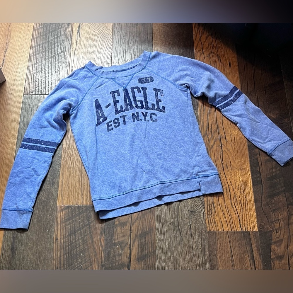 American Eagle Sweatshirt​​​ - Picture 2 of 5